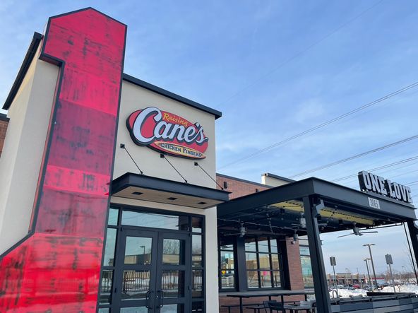 Raising Cane's Chicken Fingers: 3065 White Bear Ave N, Maplewood, MN 55109